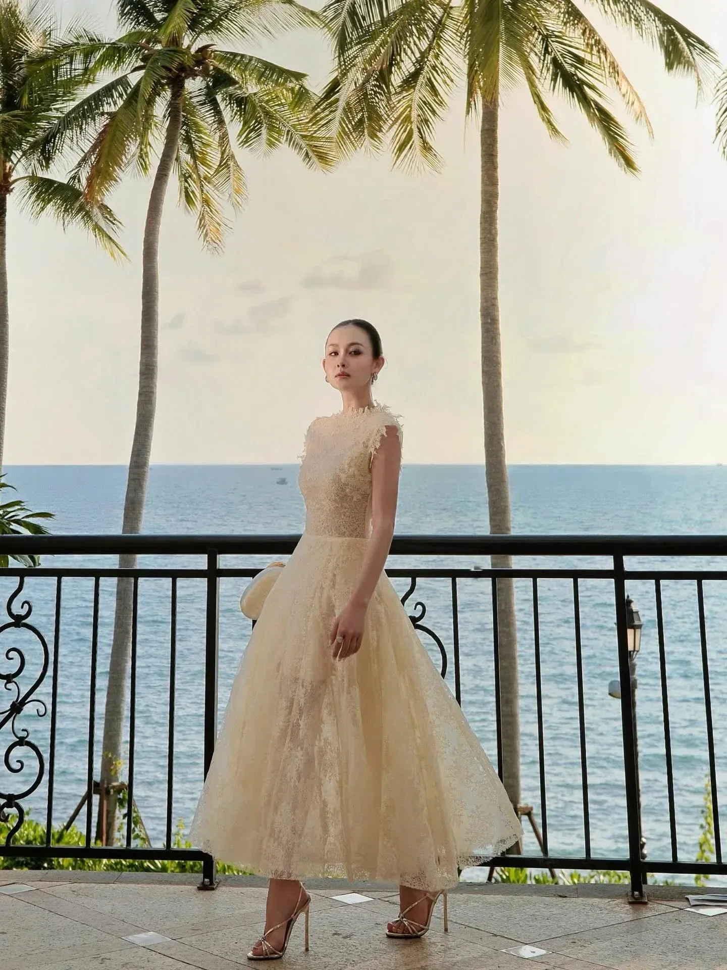 Lily DRESS 2