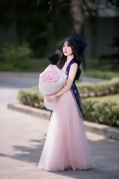 Roselia Tielá Aurora Dress 3