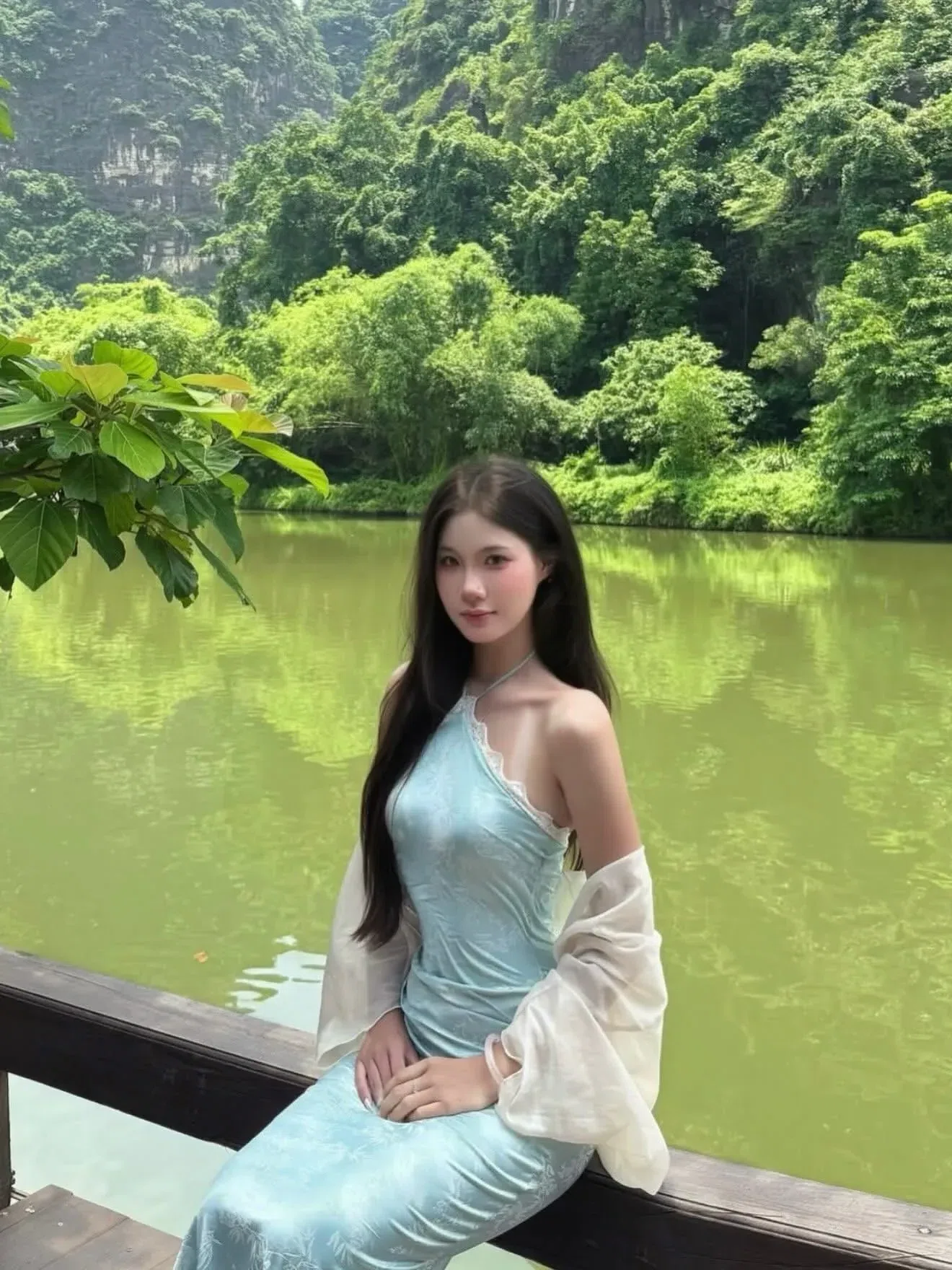 Đồ hè năm nay xinh lắm ạ💐🌷
__________________________
𝐌𝐚̂̃𝐮 𝐭𝐡𝐮𝐞̂: 𝟑𝟓 1
