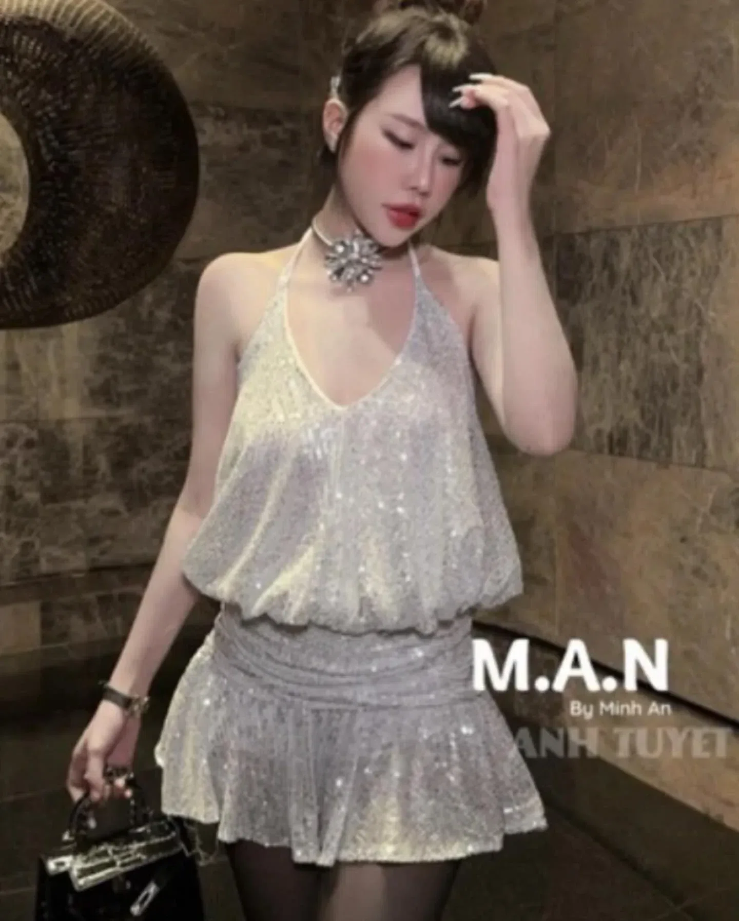 Váy bling kim sa cổ yếm size s 2