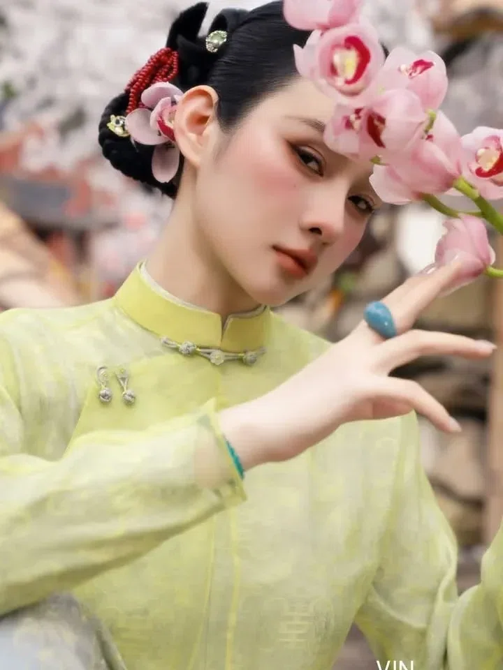 áo dài Dung Khuê S 2