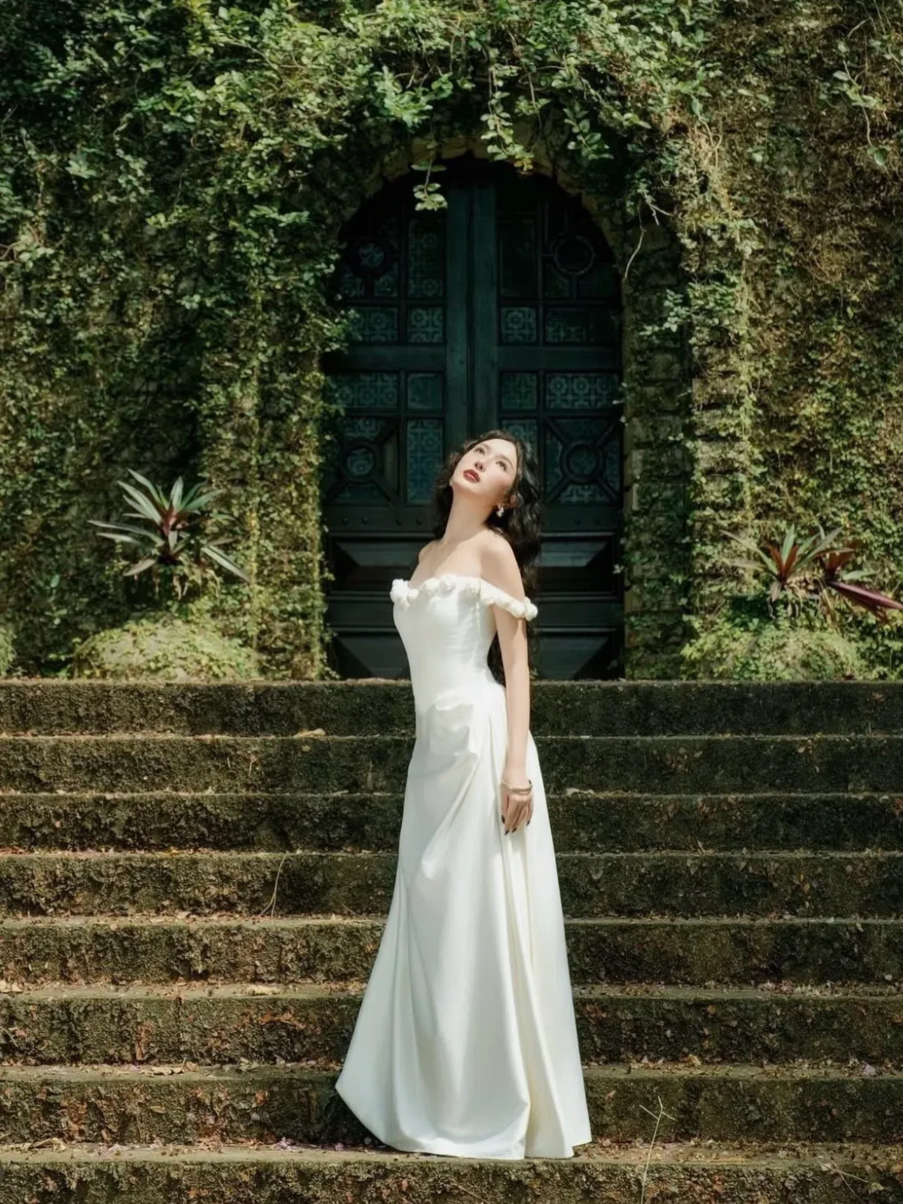 Brand: Themaven Miranda Dress 5