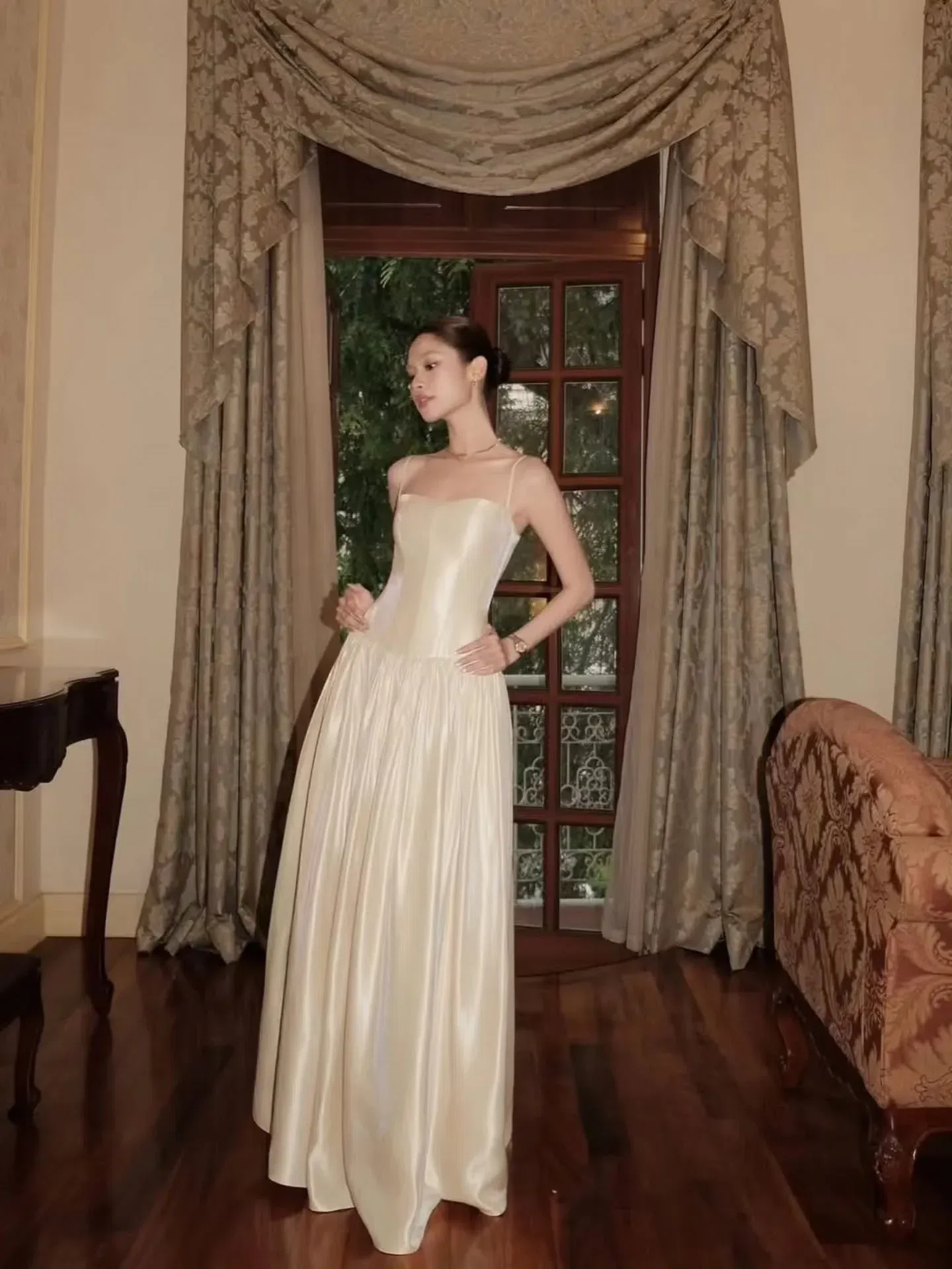 BRAND RUBIES - mùa prom tới. 12