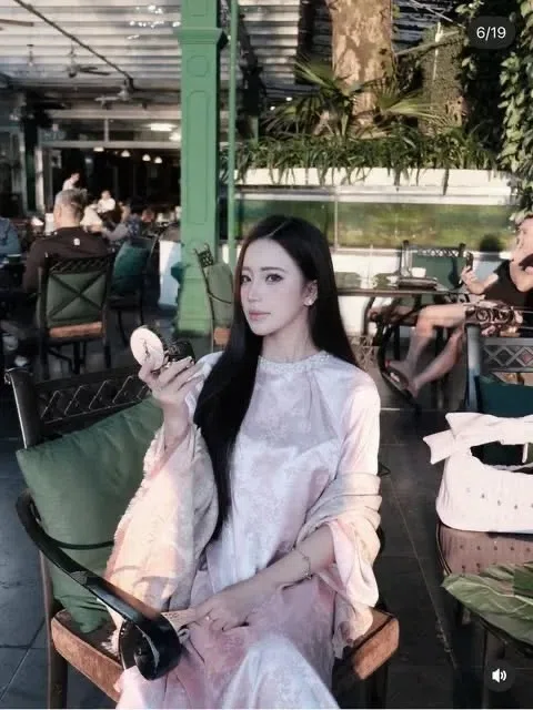 Outfit đi đám cưới bạn thân 3