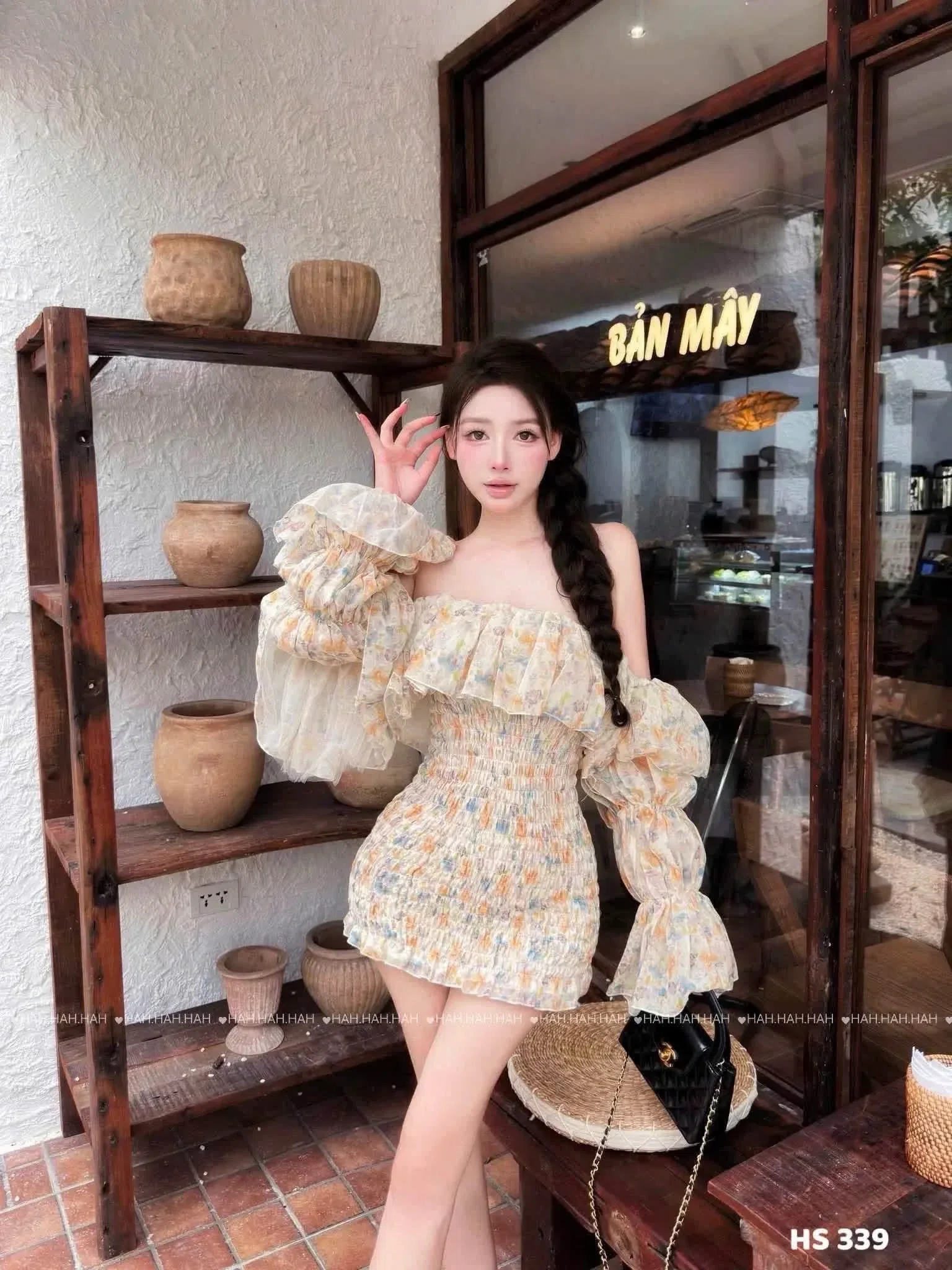 Tiệm sẵn váy ạ🫶
__________________________
𝐌𝐚̂̃𝐮 𝐭𝐡𝐮𝐞̂: 𝟑𝟓𝐊/𝟏 𝐧𝐠𝐚 1