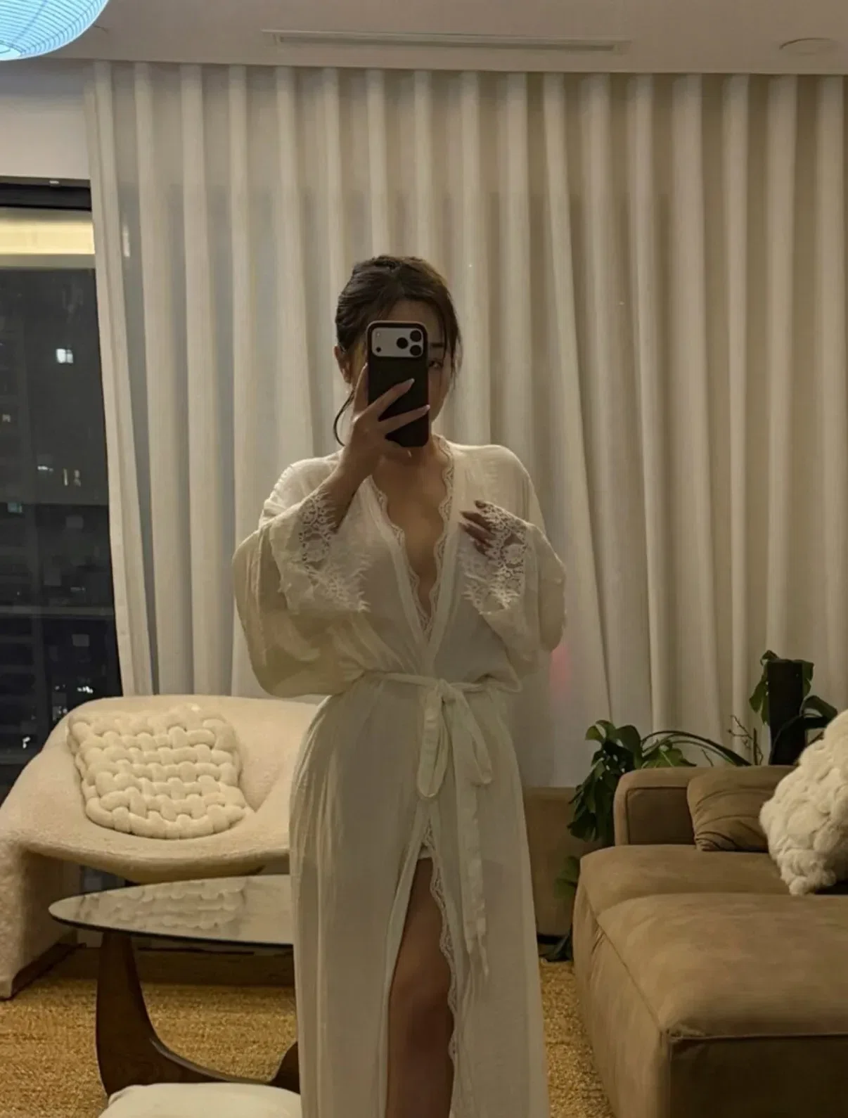 cho thuê áo choàng 𝐌𝐨𝐨𝐝.𝐞𝐦𝐨𝐝𝐞 - freesize 5