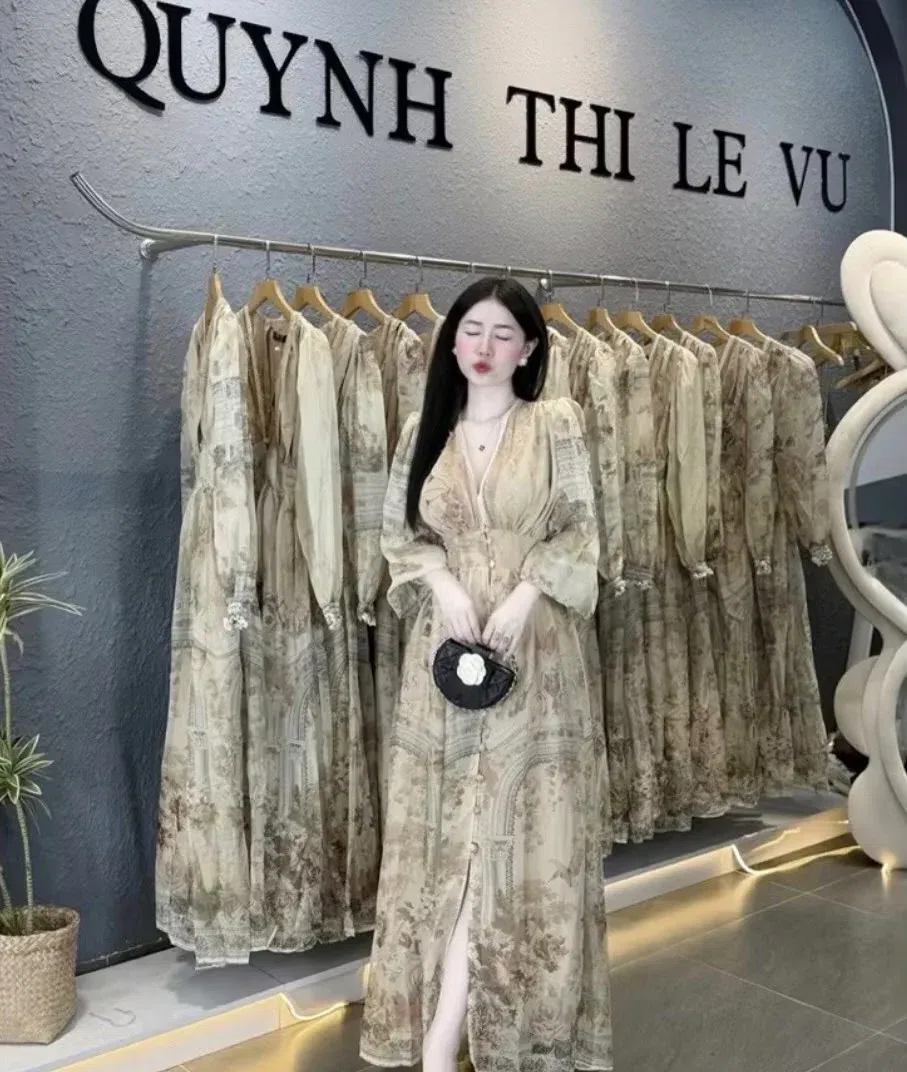 ĐẦM CỔ V HOẠ TIẾT THỔ CẨM 5