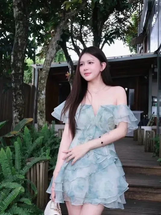Brand: @olv.officiel Váy trễ vai voan Olv xanh 3