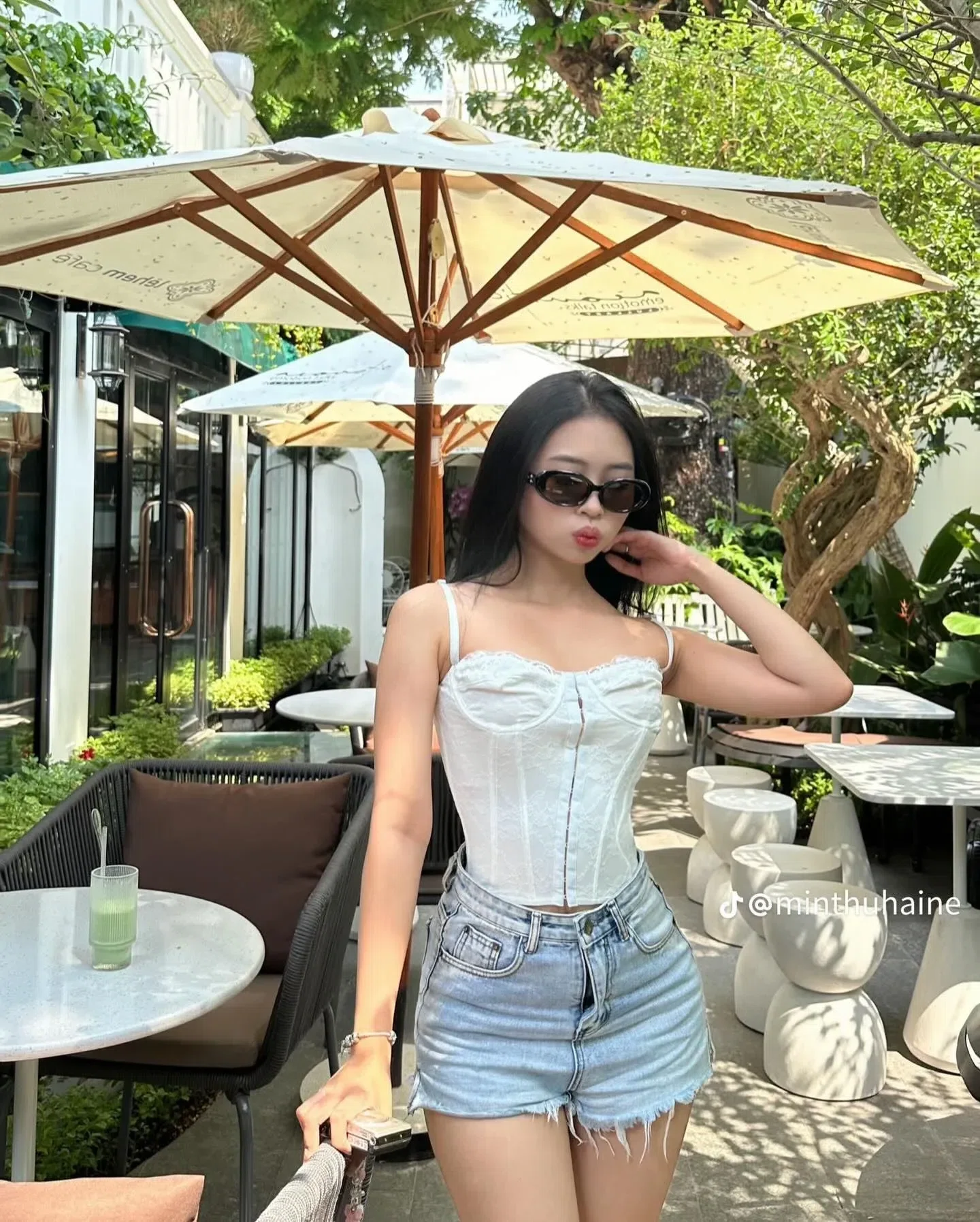 Áo corset trắng size xs 3