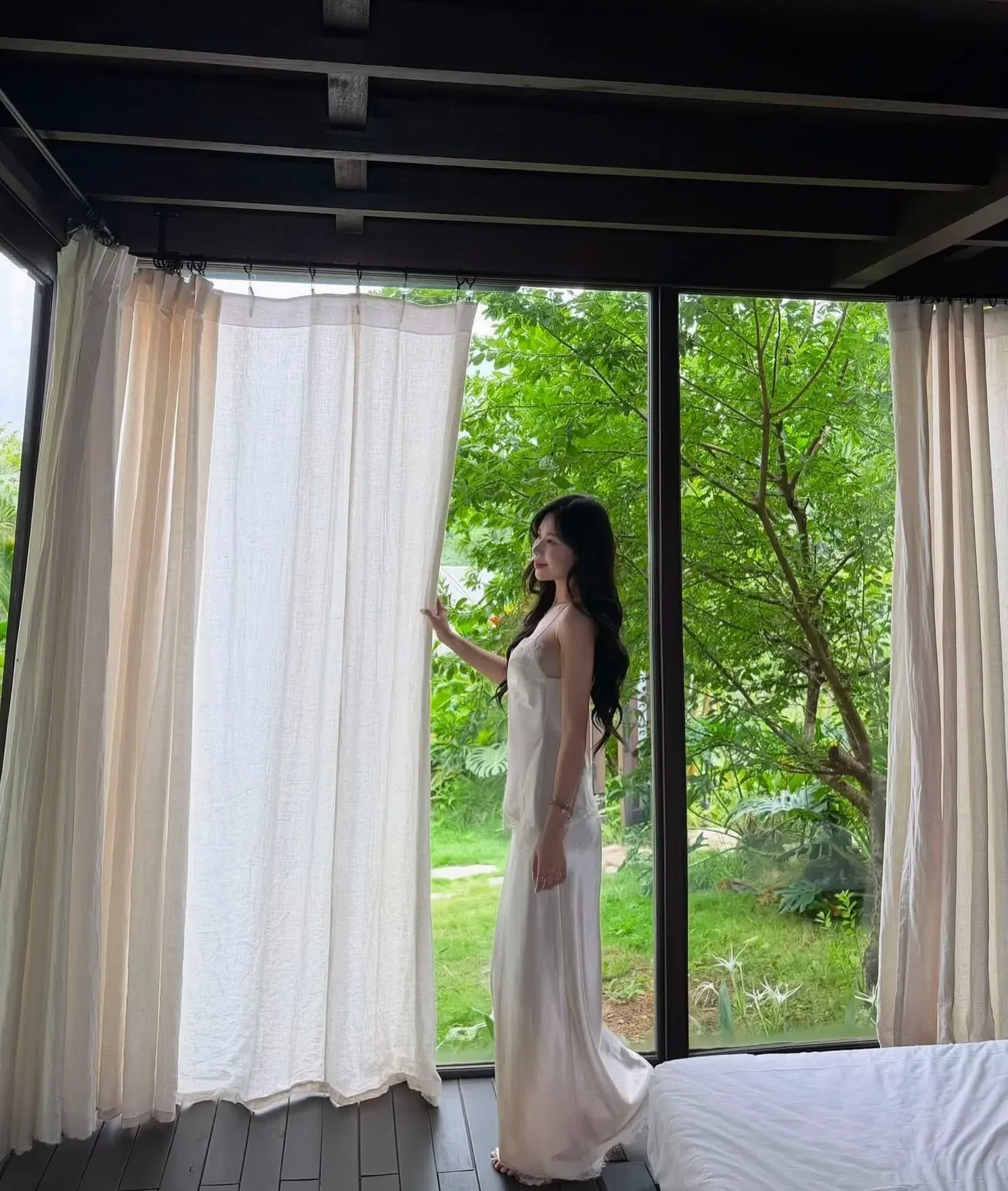 Cam kết váy chính hãng 4