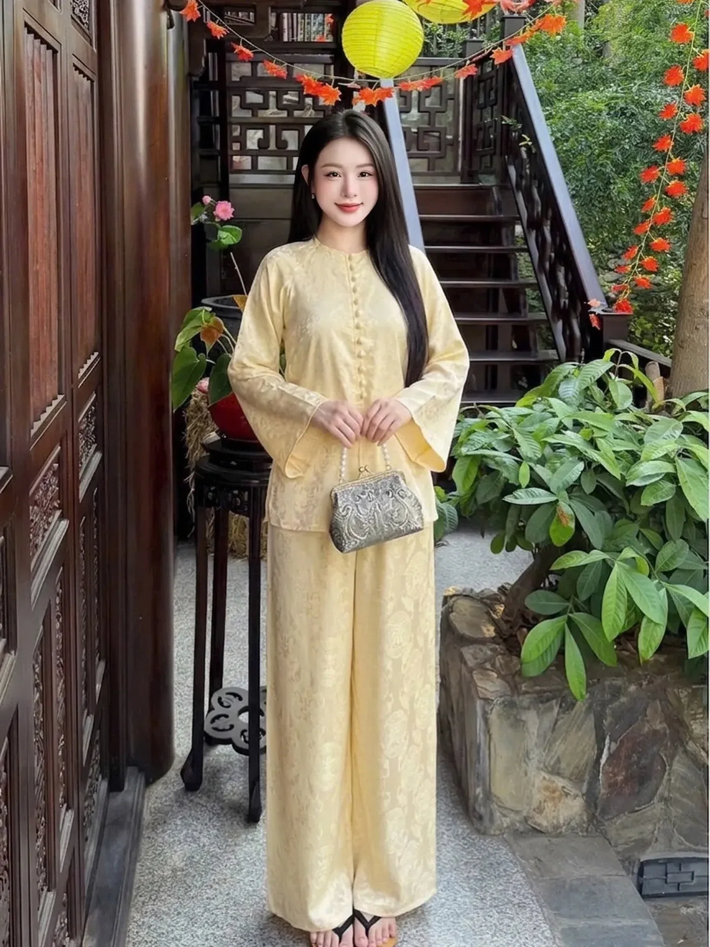 Sẵn pháp phục mới về 🫶
__________________________
𝐌𝐚̂̃𝐮 𝐭𝐡𝐮𝐞̂: 𝟑𝟓𝐊/𝟏 2
