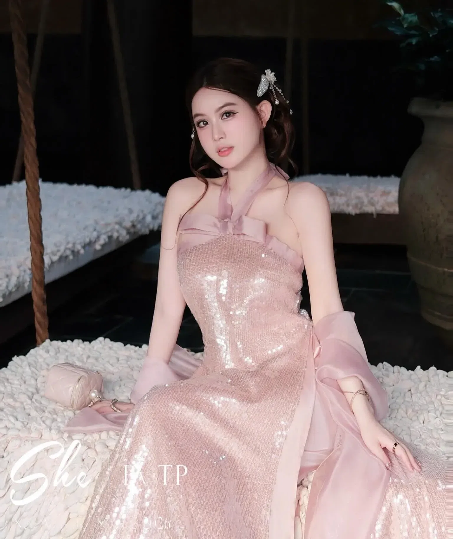 SET ÁO DÀI CỔ YẾM KIM SA PHỐI KHĂN CHOÀNG 2