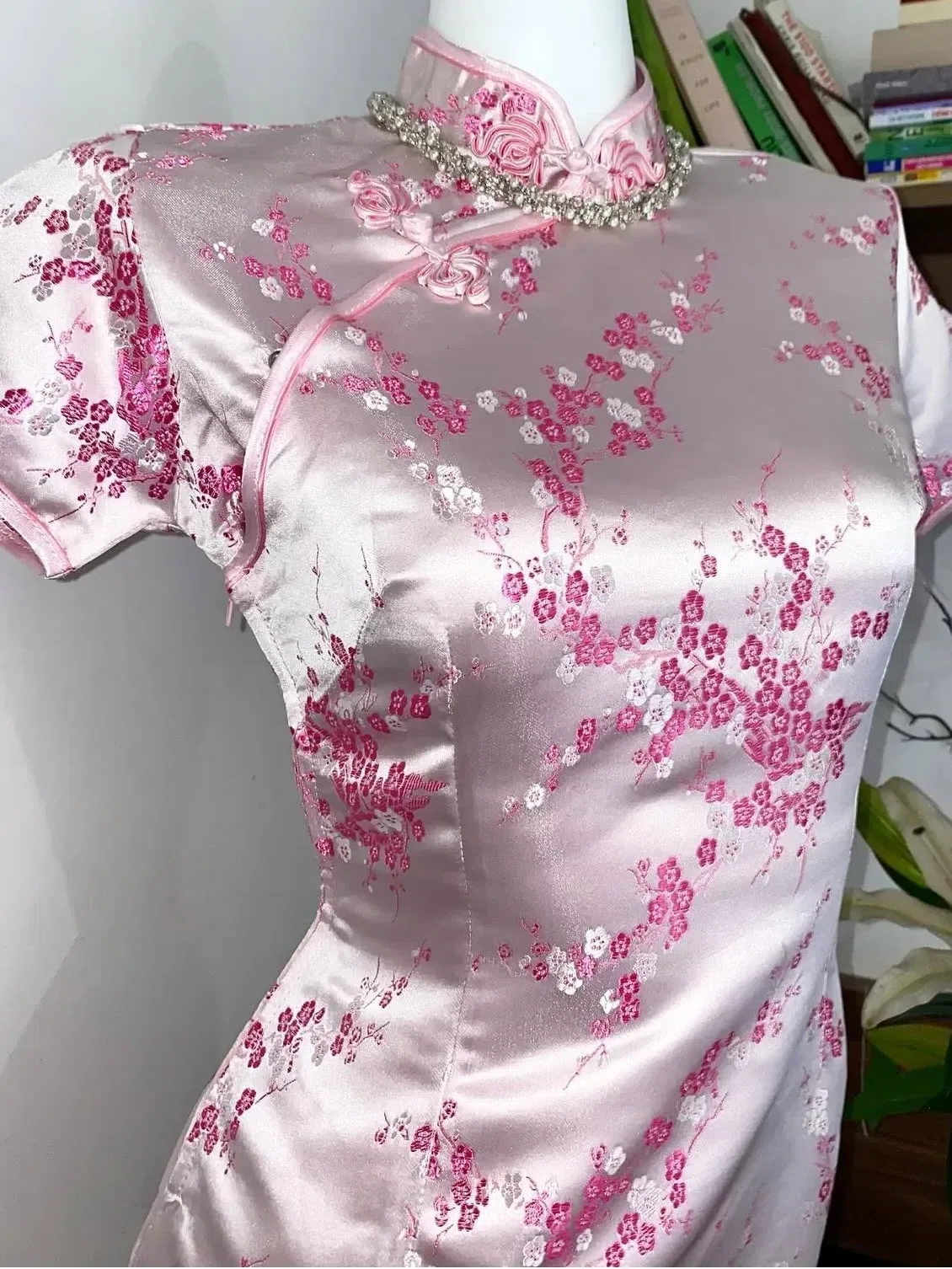 Sườn xám cho thuê màu siu yêu lun cả nhà 2