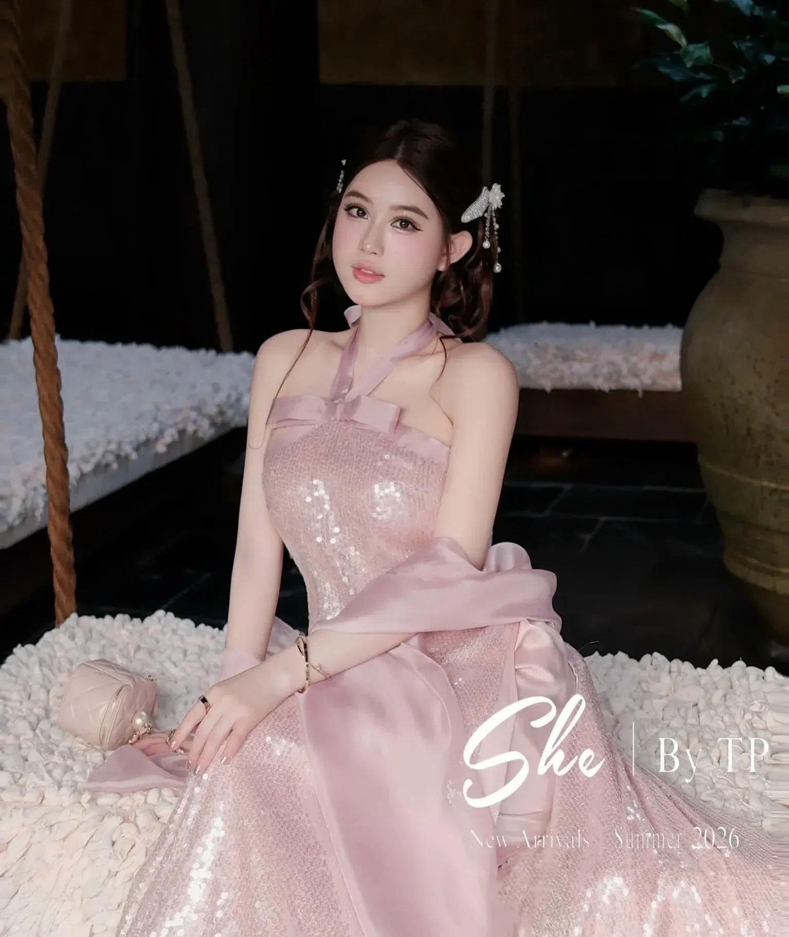 SET ÁO DÀI CỔ YẾM KIM SA PHỐI KHĂN CHOÀNG 3