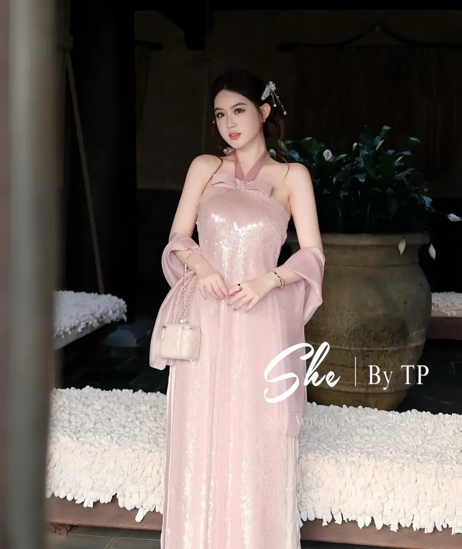 SET ÁO DÀI CỔ YẾM KIM SA PHỐI KHĂN CHOÀNG 7