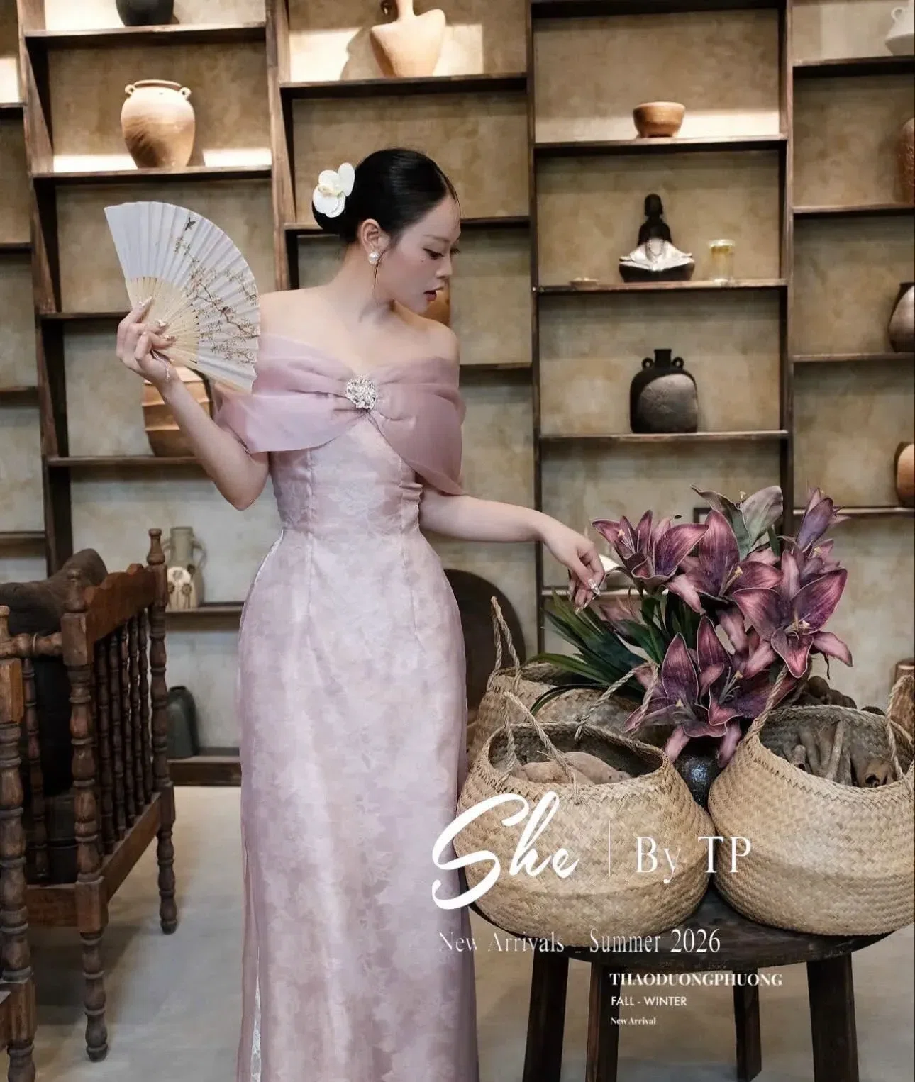 SET ÁO DÀI NƠNG TRỀN VAI PHỐI QUẦN REN 3