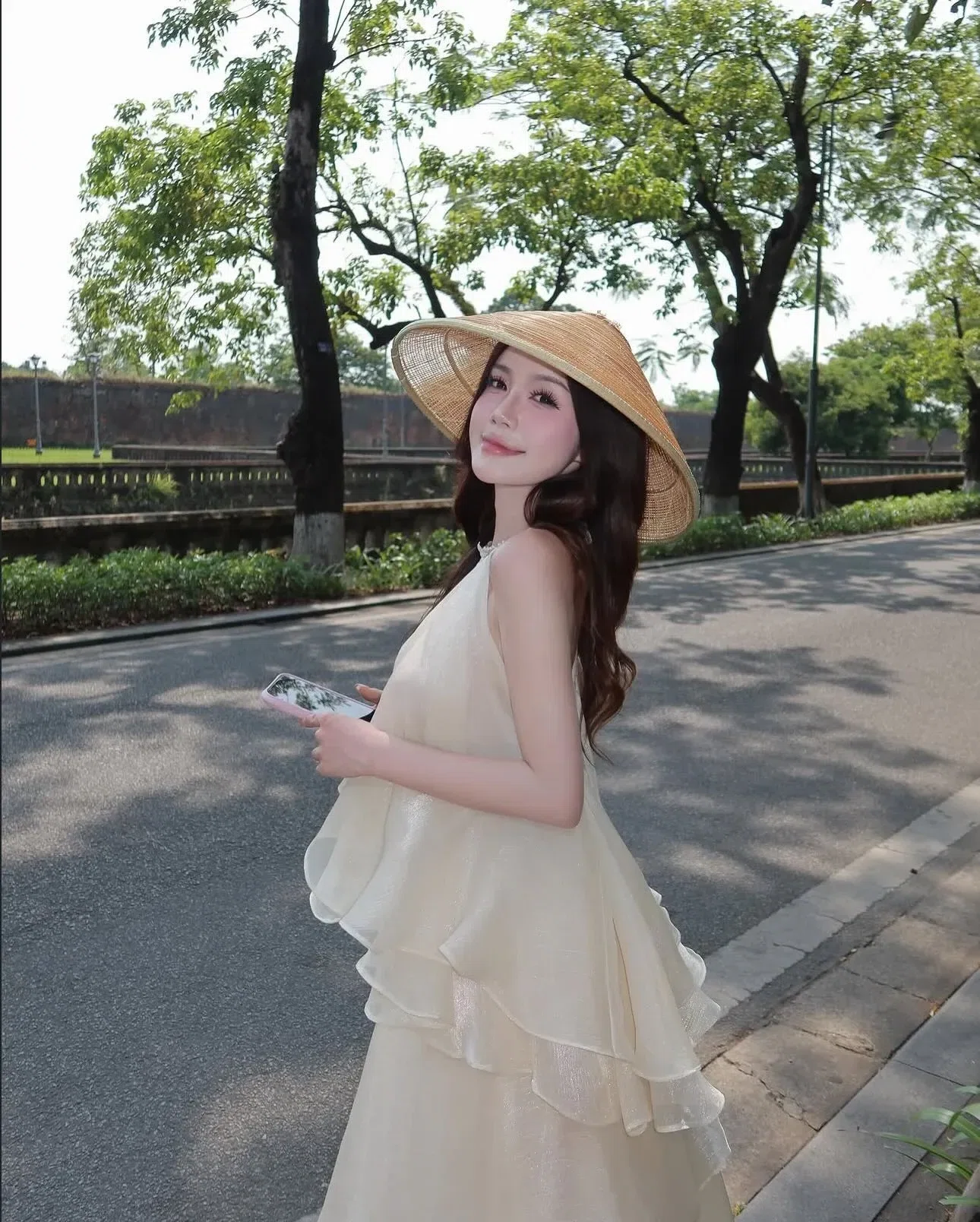 Maxi tơ sóng cổ yếm 3