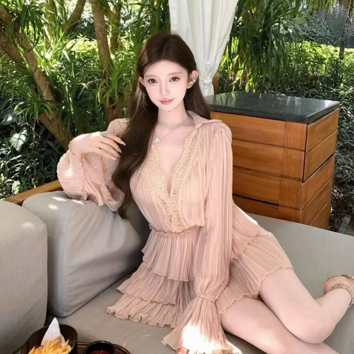 VÁY HỒNG VOAN TƠ MỎNG PHỐI TẦNG 3