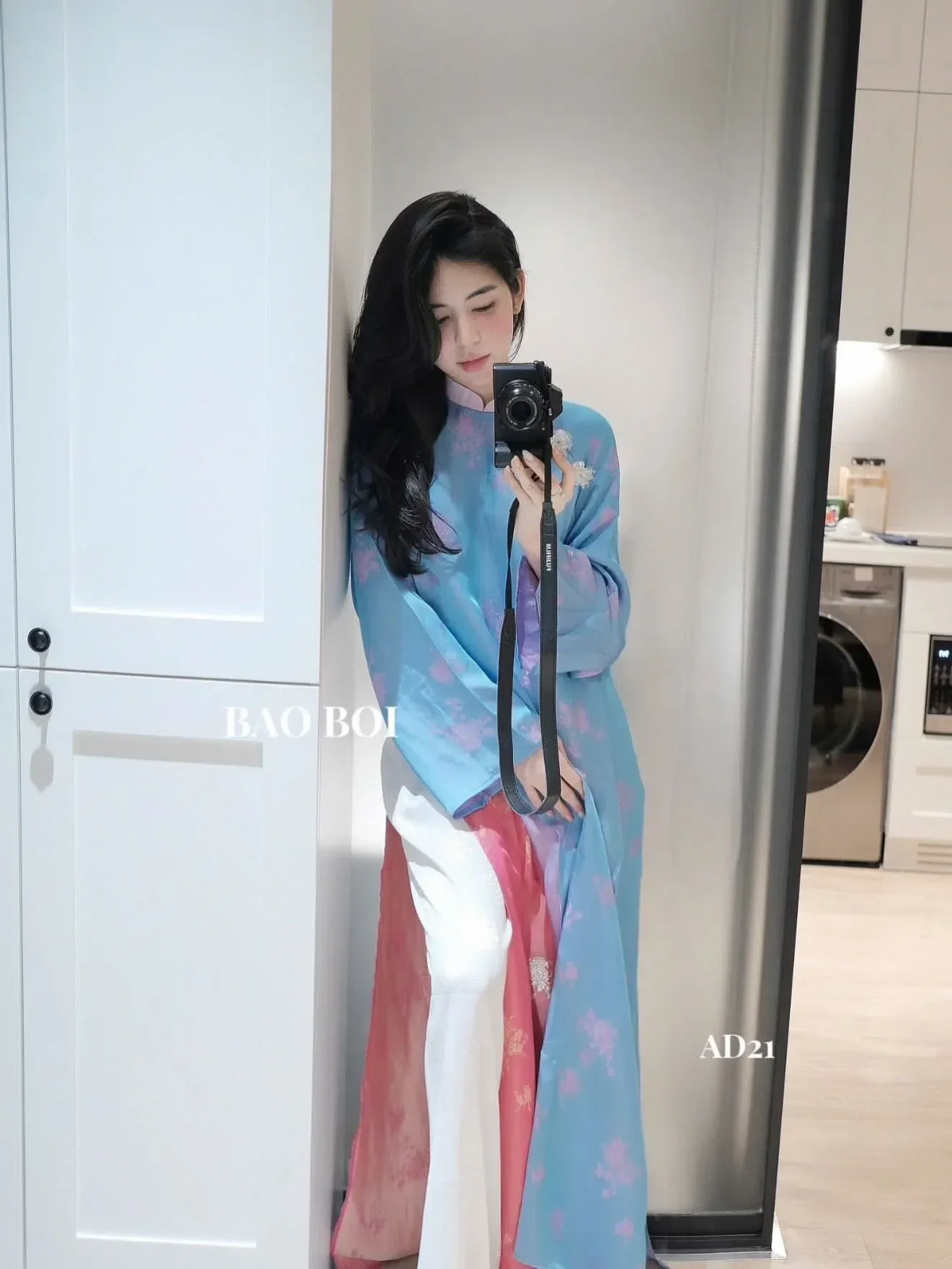 Giá thuê: 160k/ 1 ngày kèm phụ kiện 1