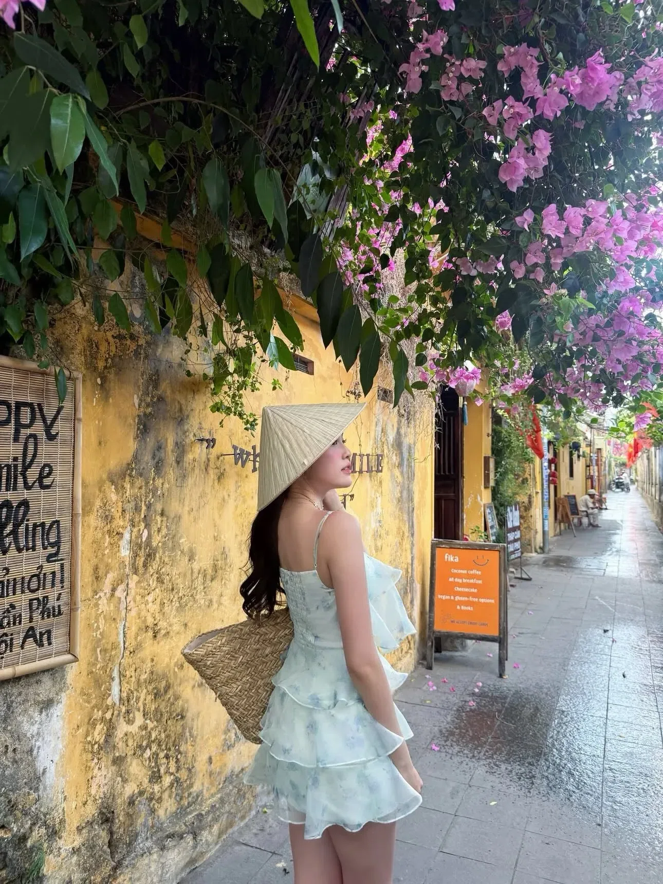Đồ hè năm nay xinh lắm ạ💐🌷
__________________________
𝐌𝐚̂̃𝐮 𝐭𝐡𝐮𝐞̂: 𝟑𝟓 6