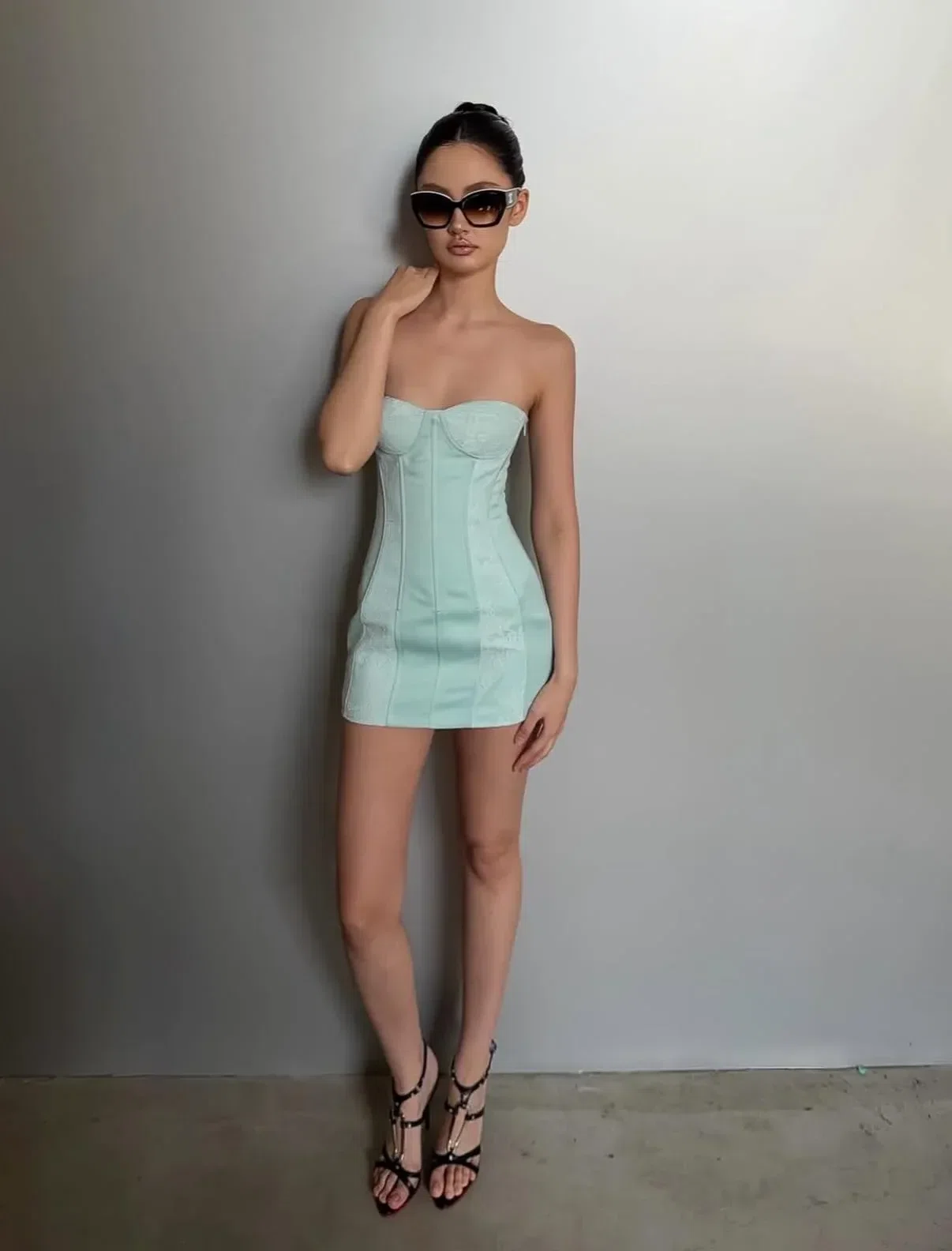 @ayserkris Size M (fit S có dây điều chỉnh) 6