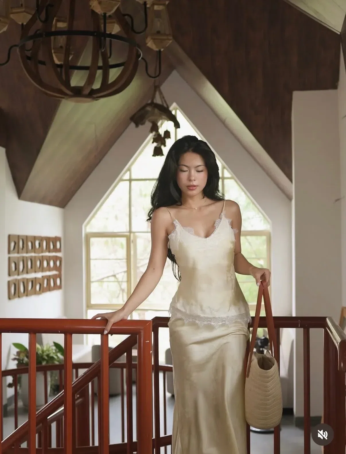 set lụa vàng gà con may 𝑁𝑎̀𝑛𝑔 𝑆𝑢̛𝑜̛𝑛𝑔 3