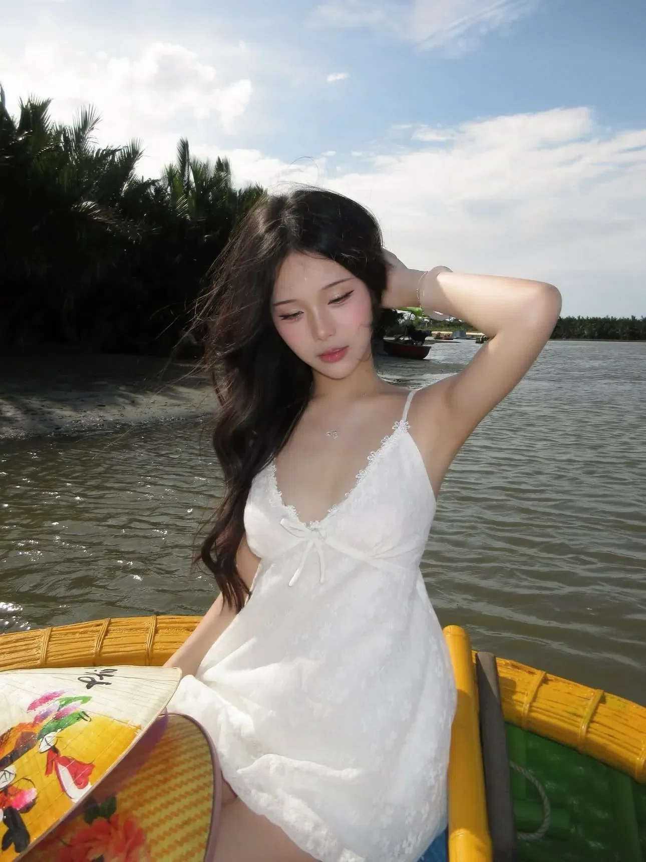 Tiệm sẵn ạ✨🌷
__________________________
𝐌𝐚̂̃𝐮 𝐭𝐡𝐮𝐞̂: 𝟑𝟓𝐊/𝟏 𝐧𝐠𝐚̀𝐲 2