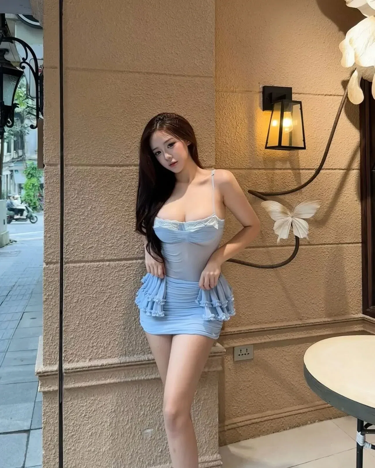 Đầm ngắn hai dây bèo ren 3