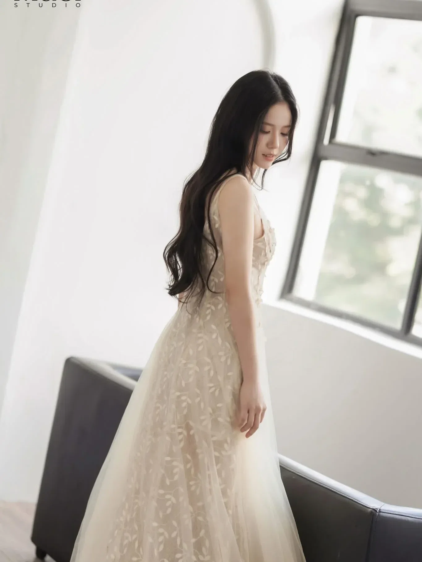 Beige Lace Dress - size M 16