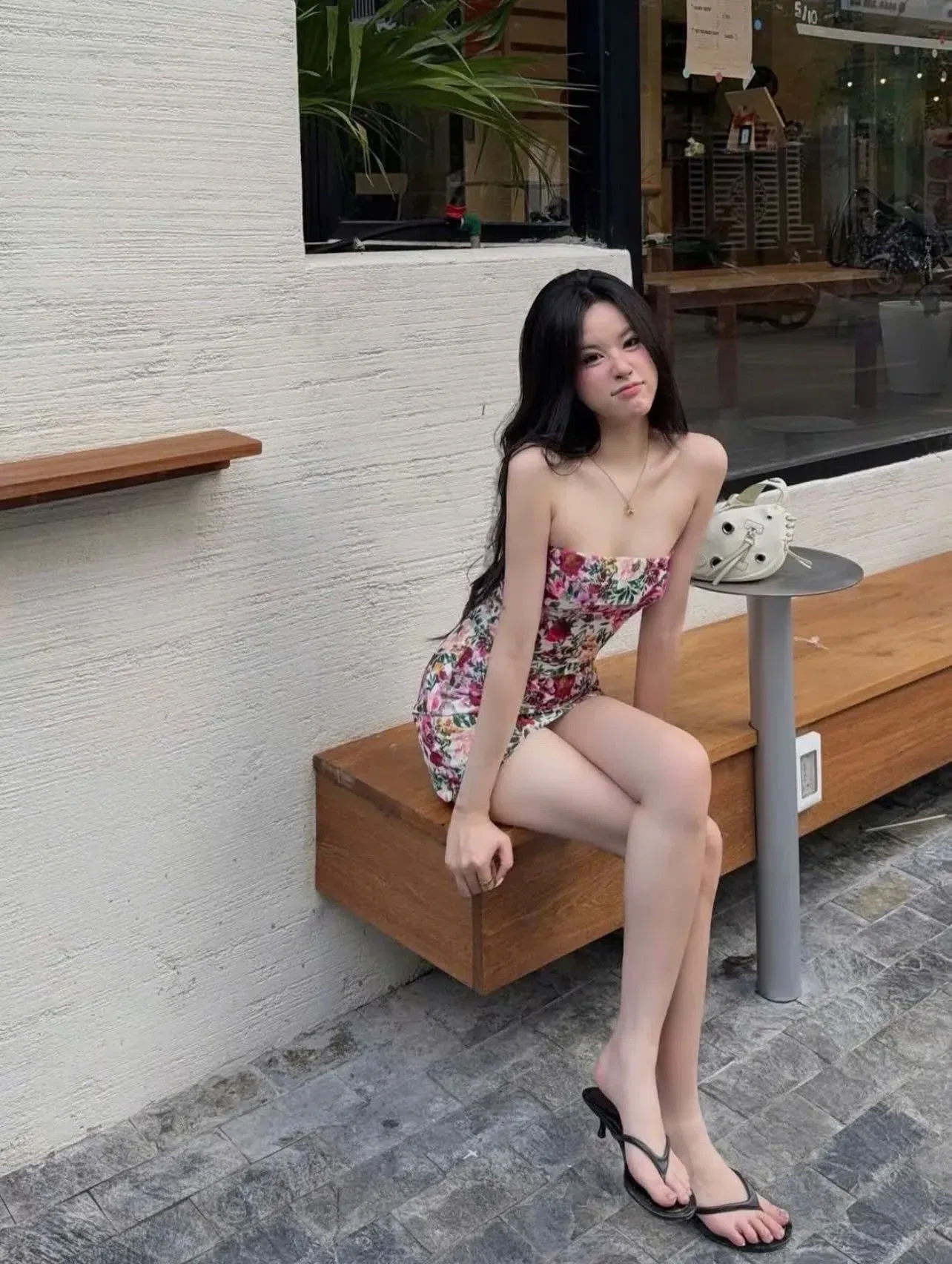 ĐẦM HOA CÚP NGỰC 2