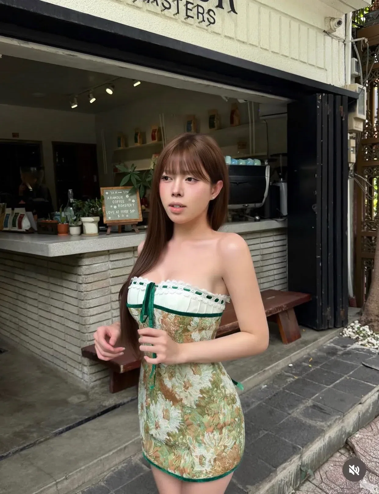 Dudu's Dress 4
