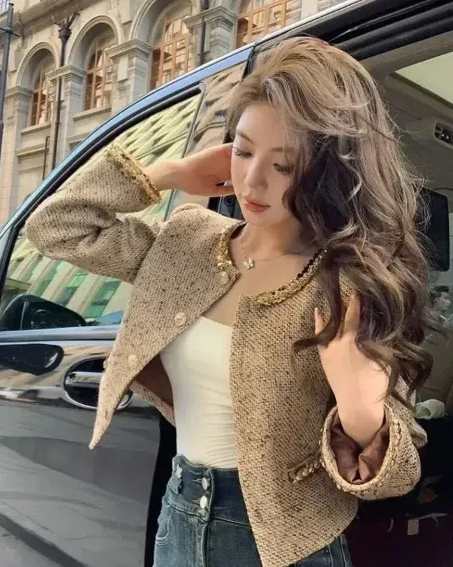 Thêm mụt item áo dạ tweed sang xịn mịn cho ce ạ 2