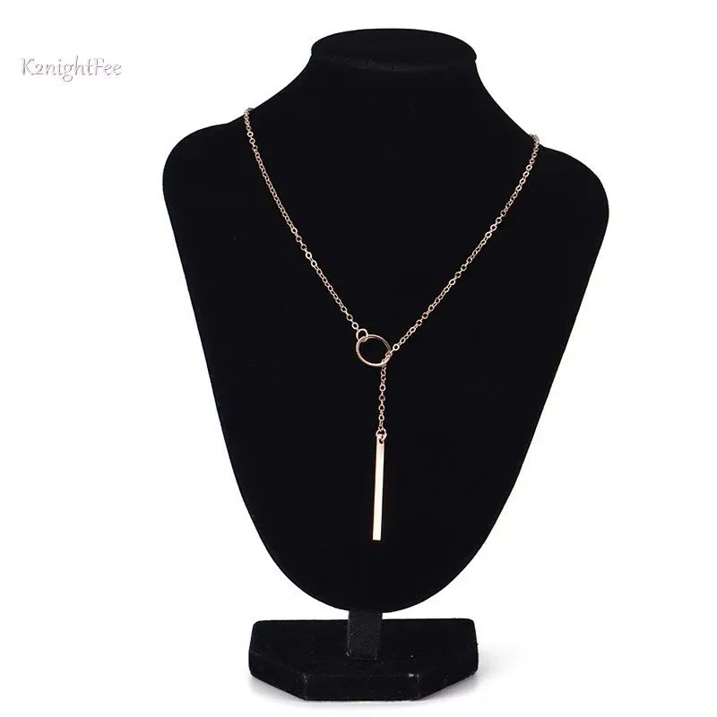 BST vòng cổ dây chuyền nhà Traliné cỡ nì ạ😋 Style gì shop cug có lun
📌 Free 2 11