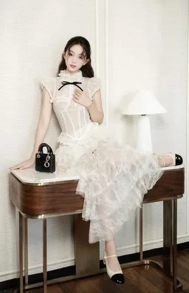 Roselia Dress Rental 1