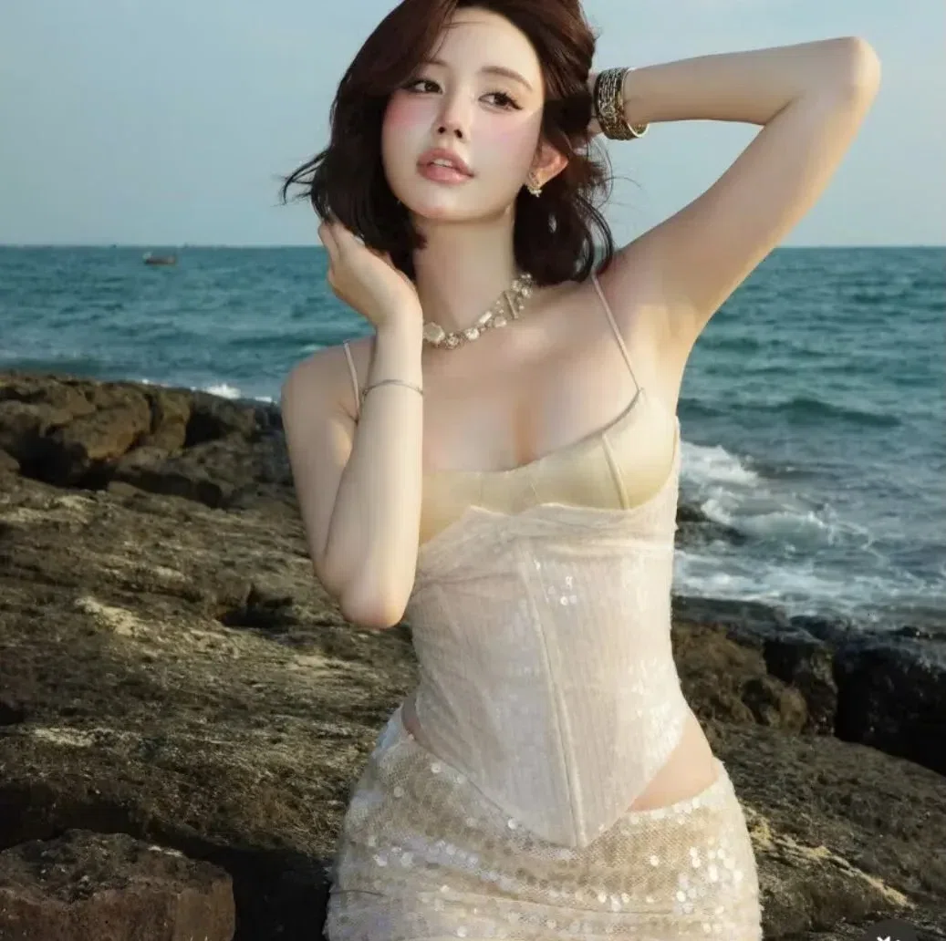 SET ÁO CORSET + CHÂN VÁY BLINGBLING 2