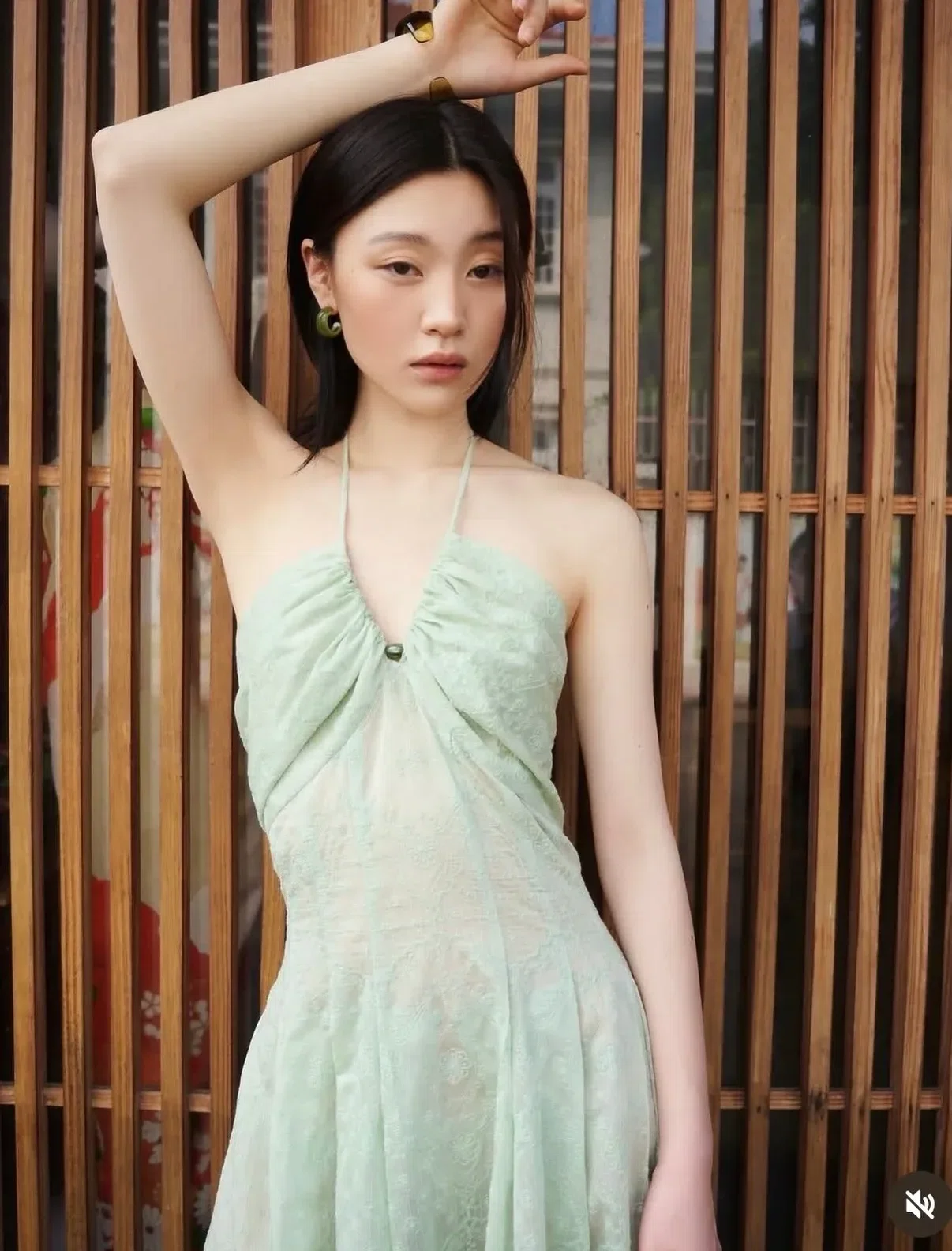 Chiếc đầm lên dáng siêu gầy và hack eo 🍃 4