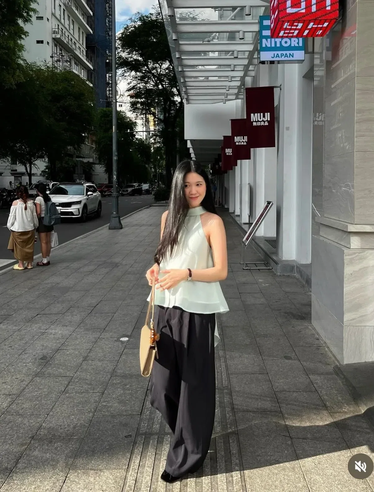 Cho thuê áo yếm xanh tiffany Cullot - size L 9