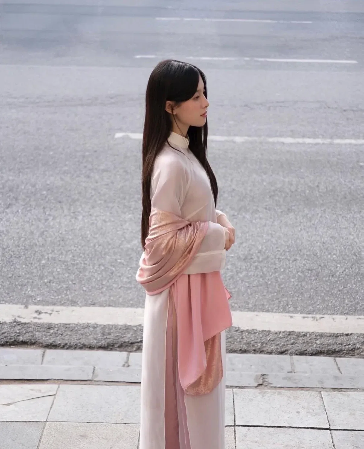 Áo dài Uyển Sa - size M fit M, L 11
