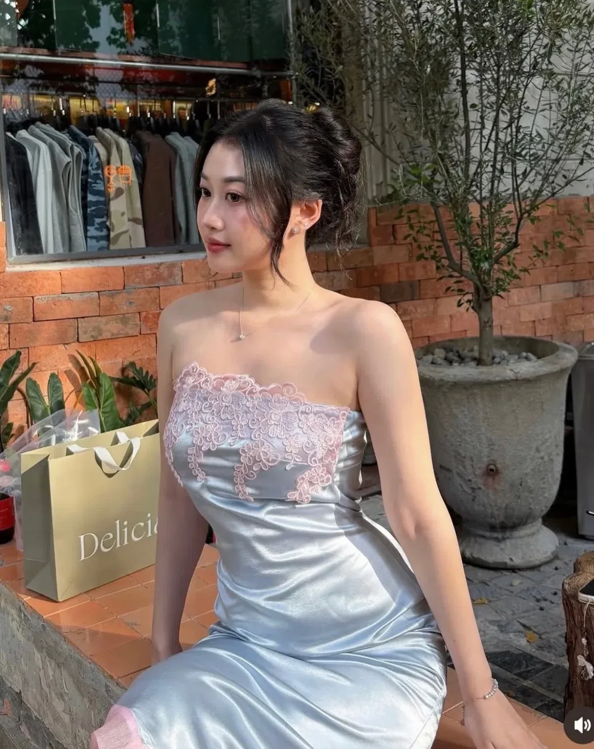 Cho thuê váy 𝙊𝙞𝙖 𝙎𝙩𝙪𝙙𝙞𝙤𝙨 9