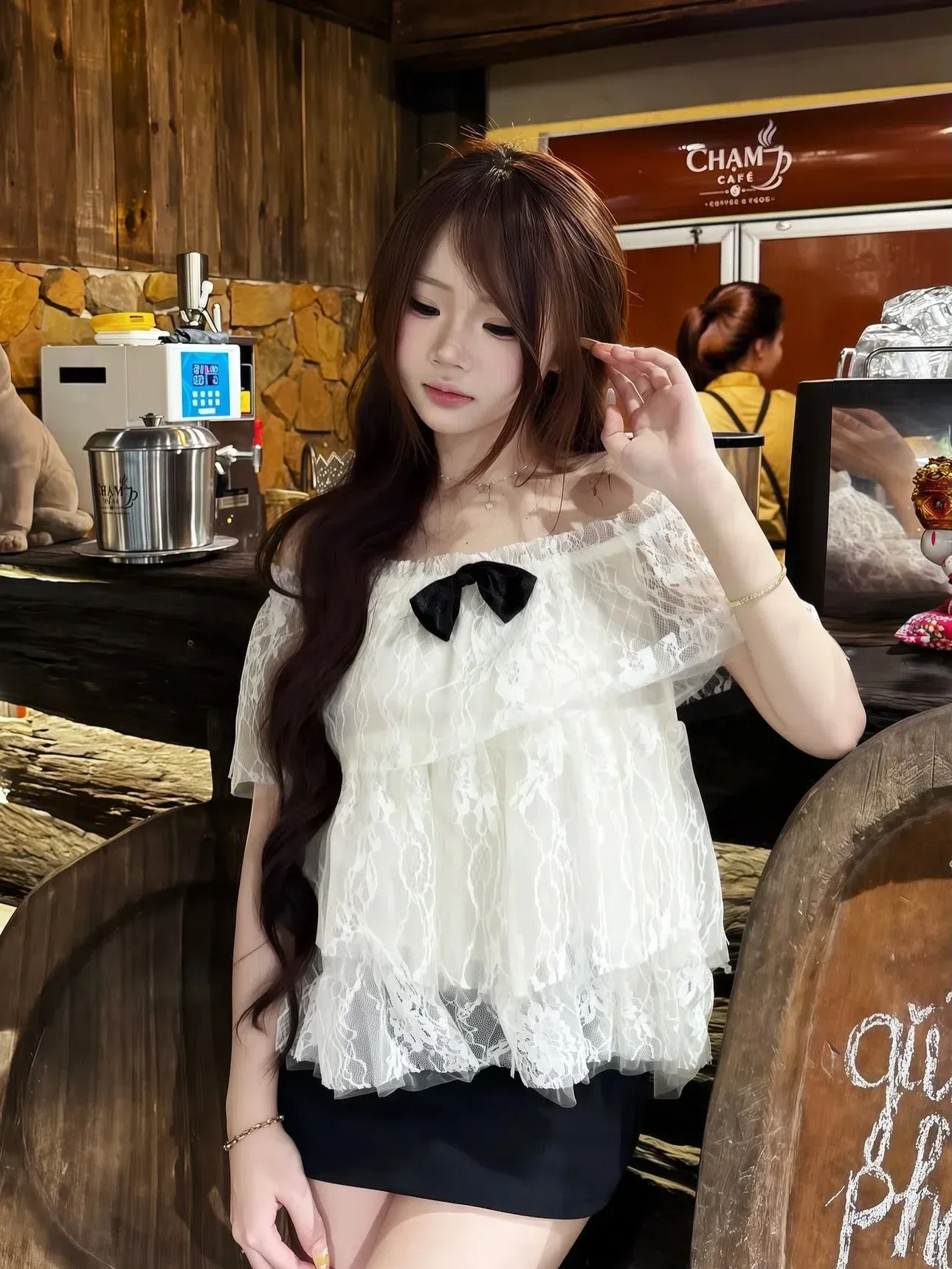 Đồ hè năm nay xinh lắm ạ💐🌷
__________________________
𝐌𝐚̂̃𝐮 𝐭𝐡𝐮𝐞̂: 𝟑𝟓 1