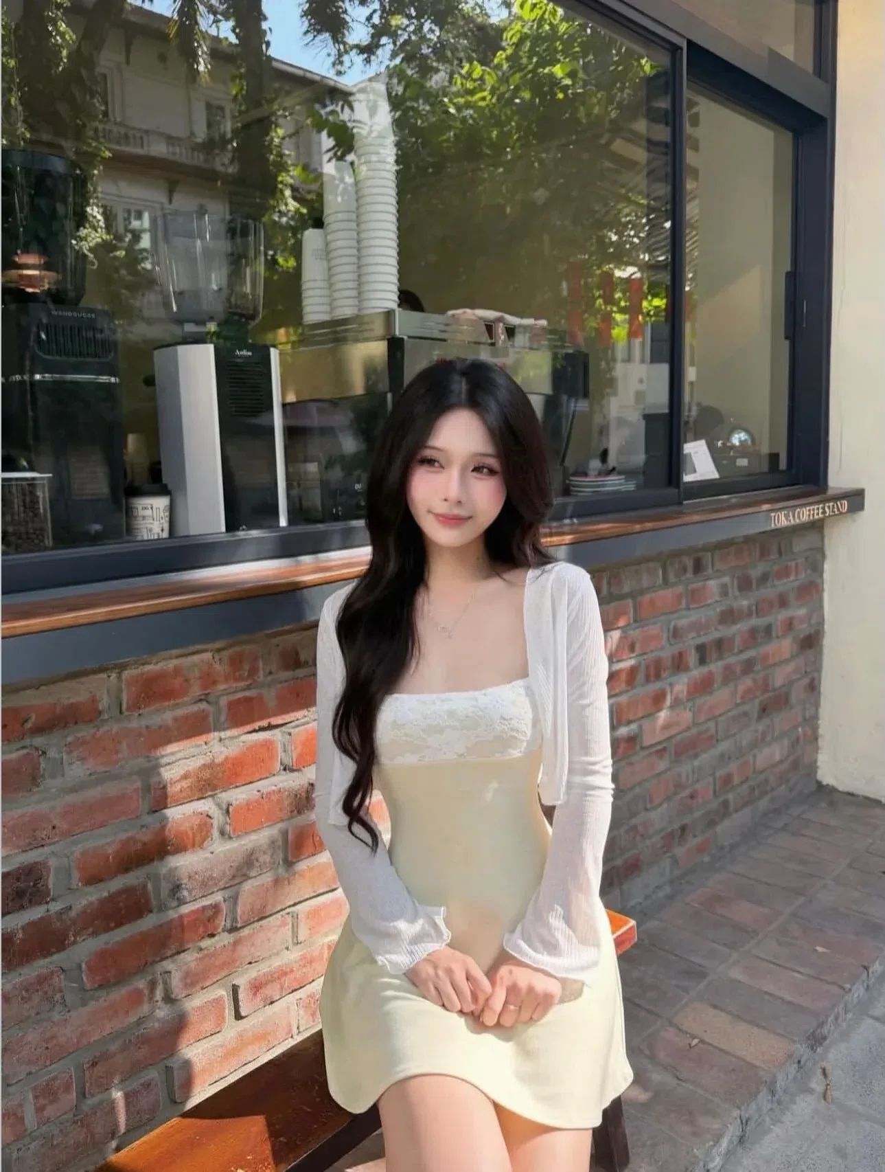 Đồ hè năm nay xinh lắm ạ💐🌷
__________________________
𝐌𝐚̂̃𝐮 𝐭𝐡𝐮𝐞̂: 𝟑𝟓 2
