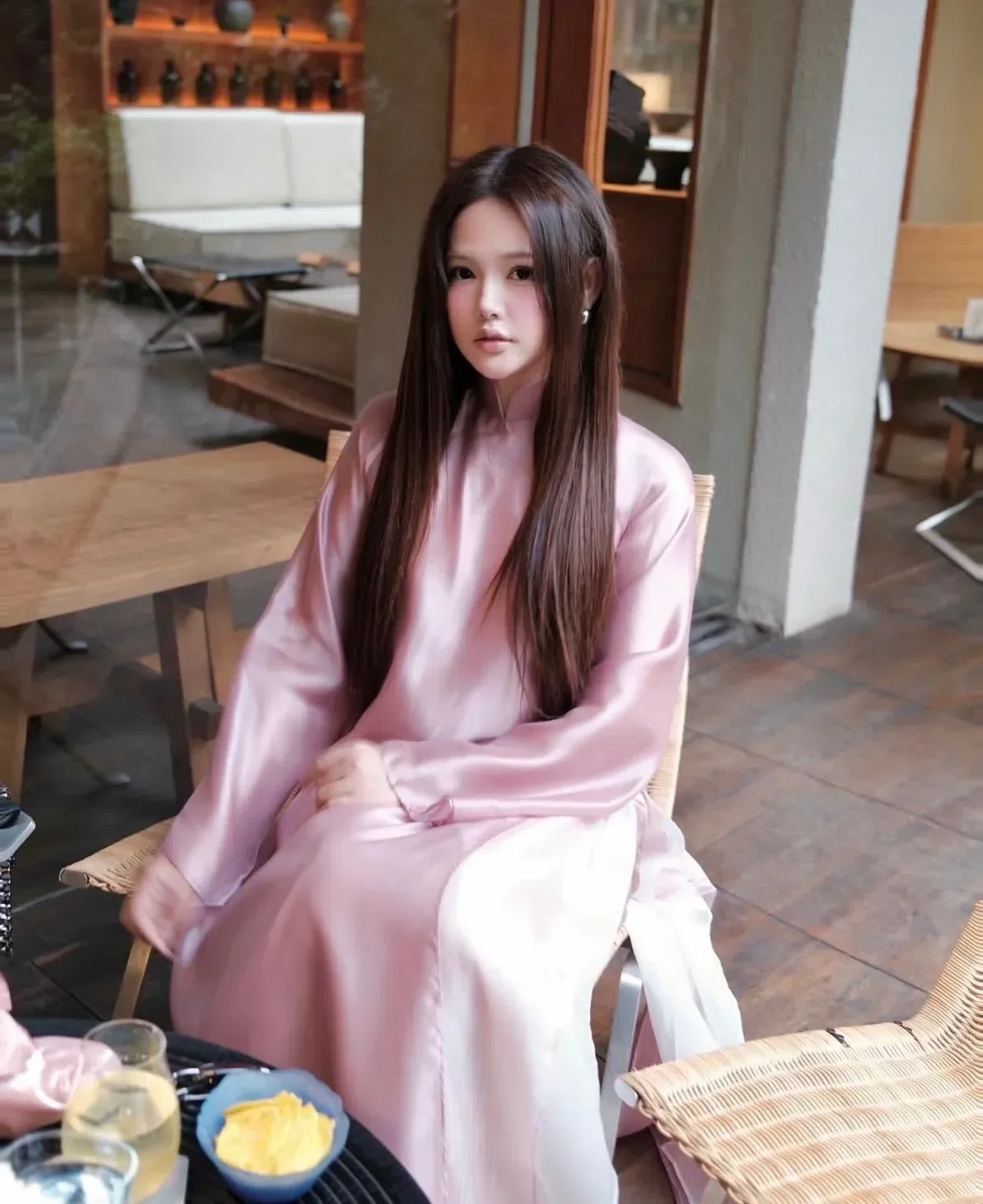 Áo dài Hồng Sa - size L fit M, L 15
