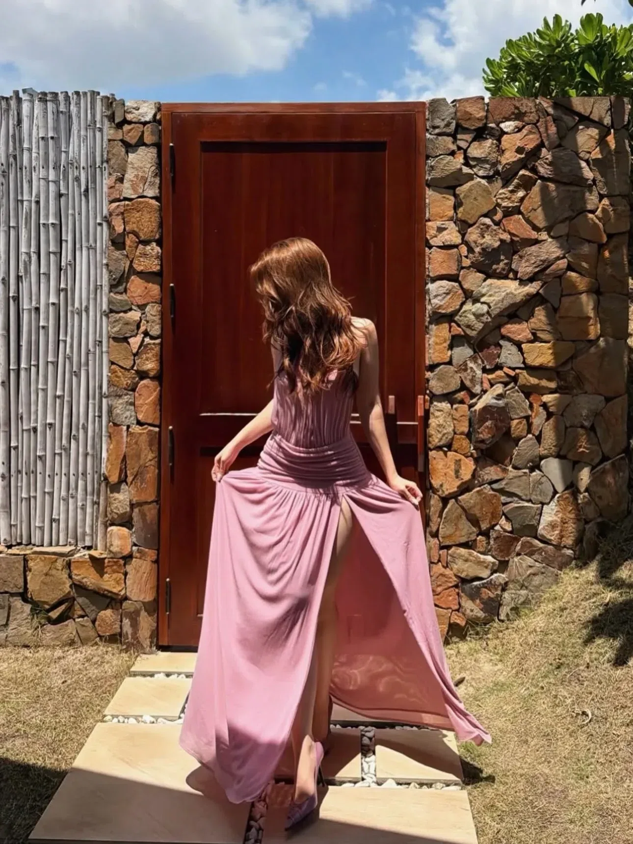 V597-598 Amoura Gown XANH & HỒNG 9