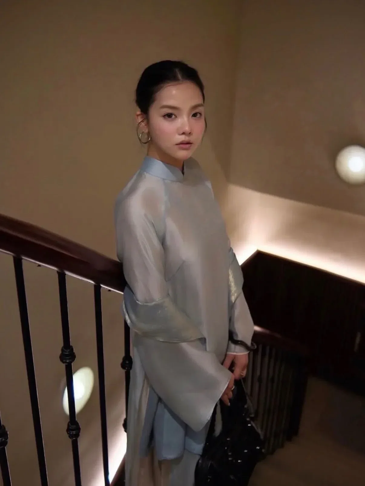 Áo dài Vân Nhã - size M fit M, L 9