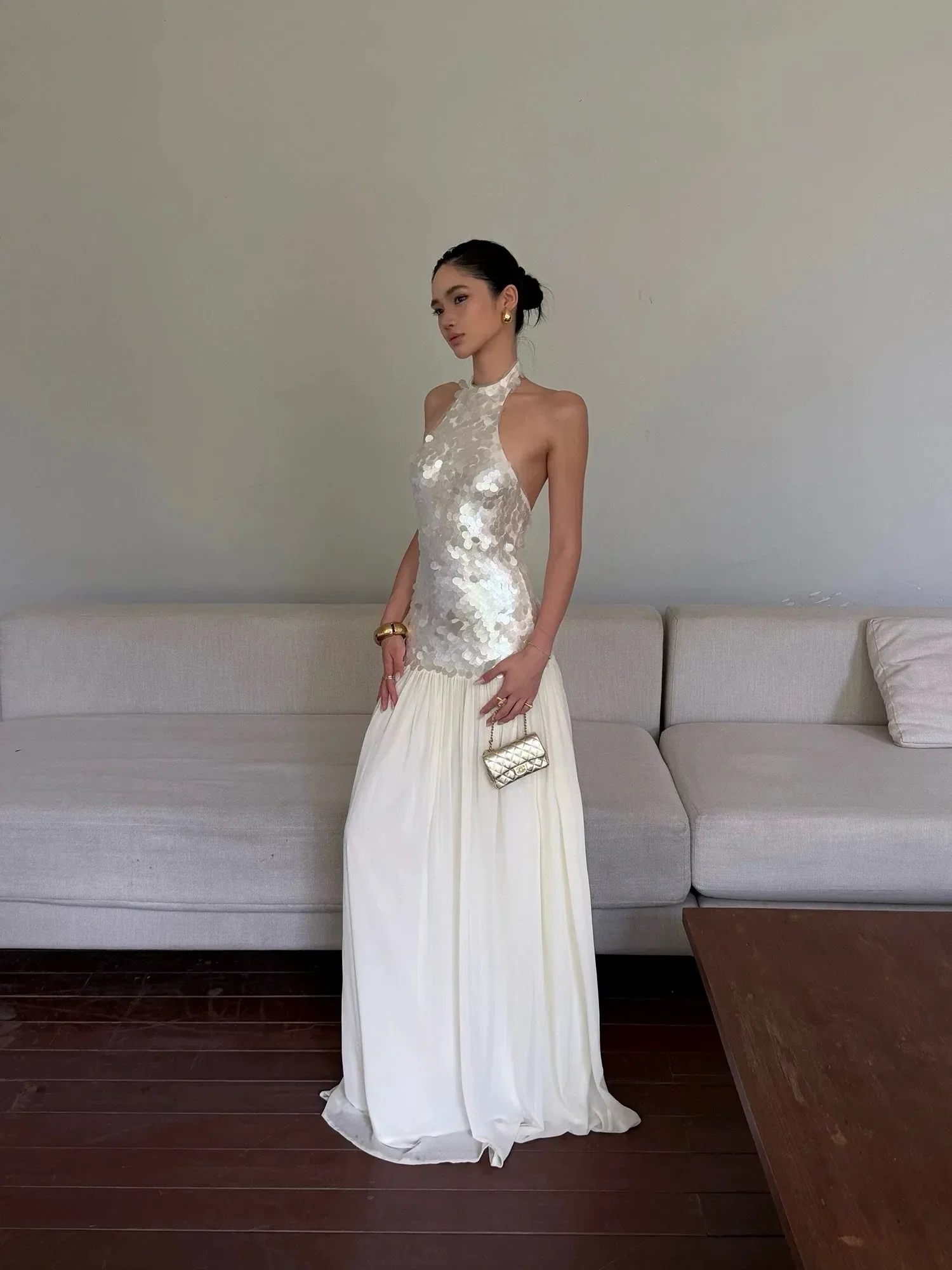 Đầm cổ yếm đính sequin DT0061 2