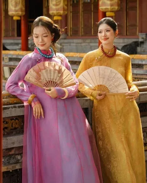 Lalin [CHỈ NHẬN ĐẶT ONLINE, KHÔNG THỬ] 3