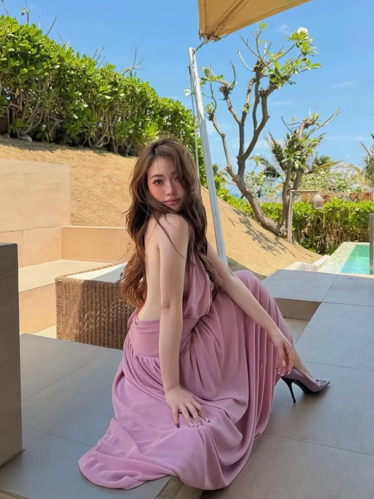 V597-598 Amoura Gown XANH & HỒNG 8
