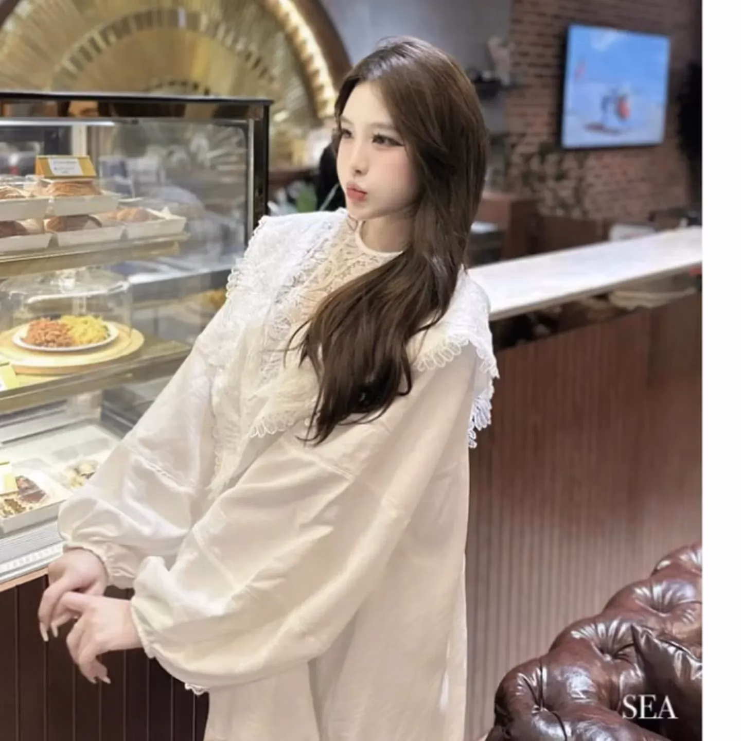 Áo Thô Đũi Dáng Babydoll Pha Ren Tay Dài 2