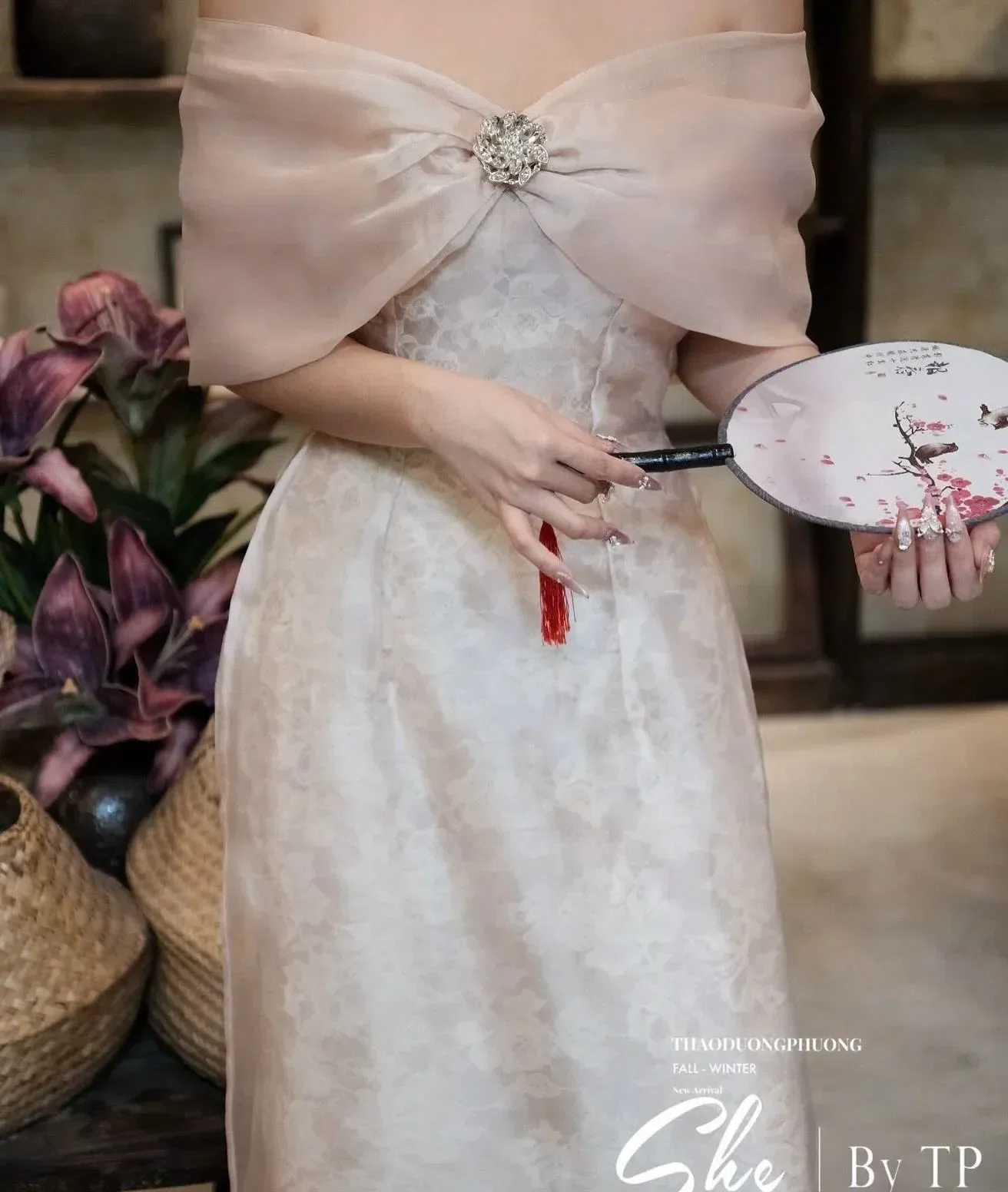 SET ÁO DÀI NƠ VAI PHỐI QUẦN REN 5
