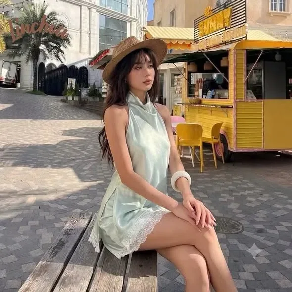 Manoli Outfit 4